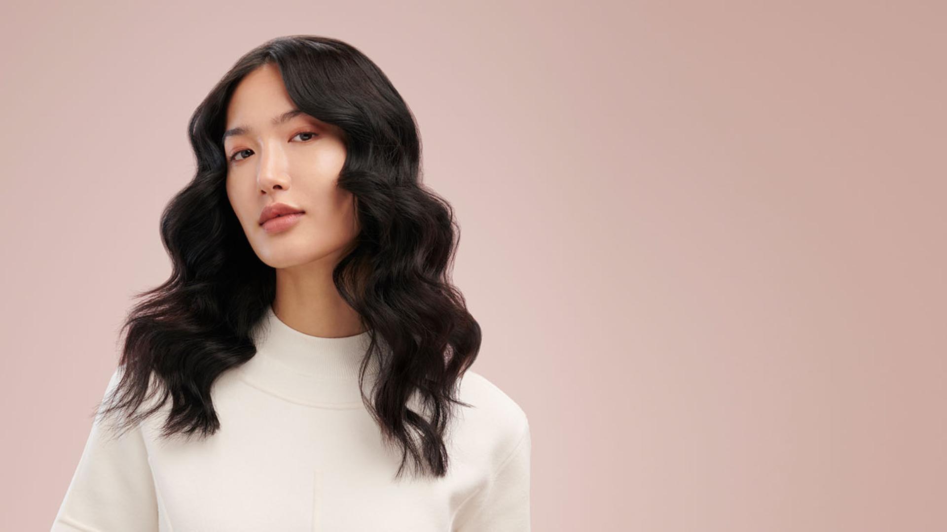 Plaj dalgasına sahip bir model