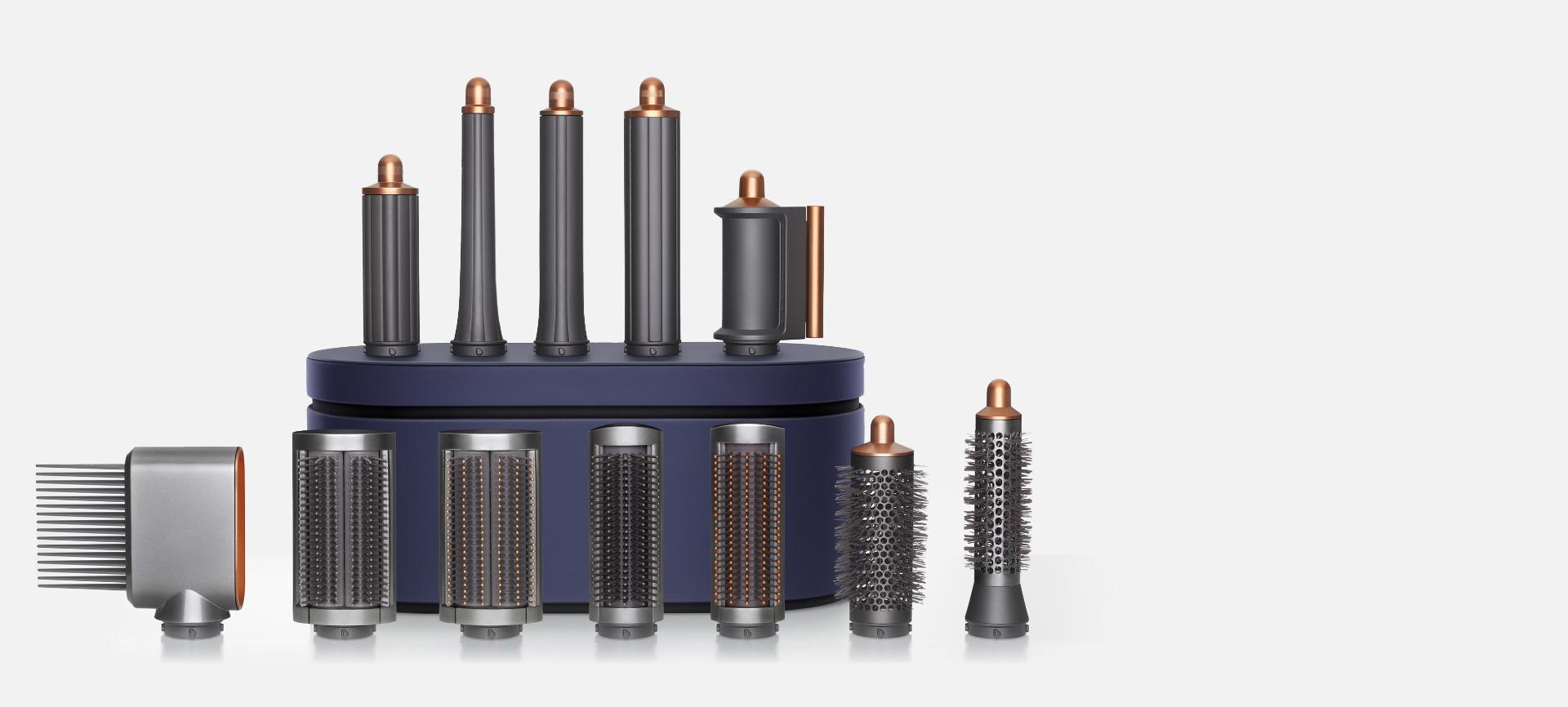 مصفف الشعر المتعدد Dyson Airwrap والملحقات وحقيبة التخزين.