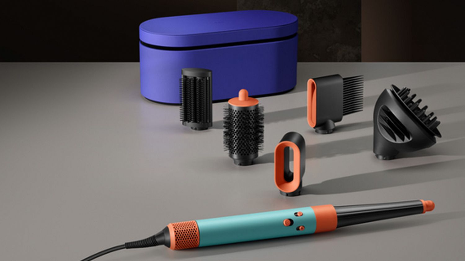 Dyson Airwrap i.d.™ multi-styler and dryer Curly+Coily