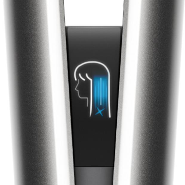 Seçilen ayarları gösteren Dyson Airstrait'in LCD ekranının yakından görünümü.