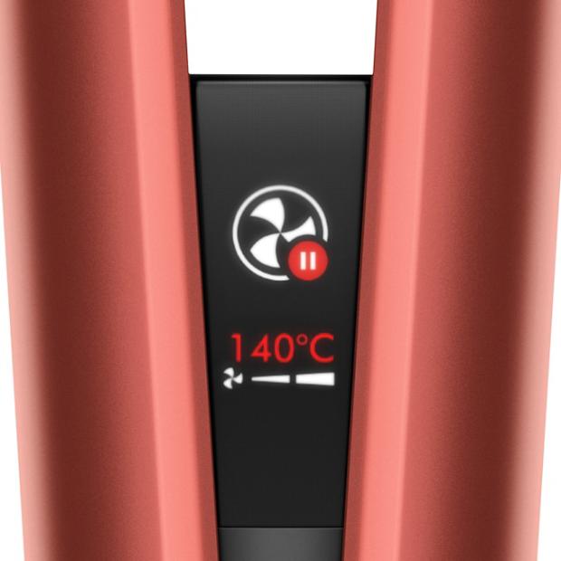 Dyson Airstrait'in otomatik olarak durduğunu gösteren LCD ekranının yakından görünümü.