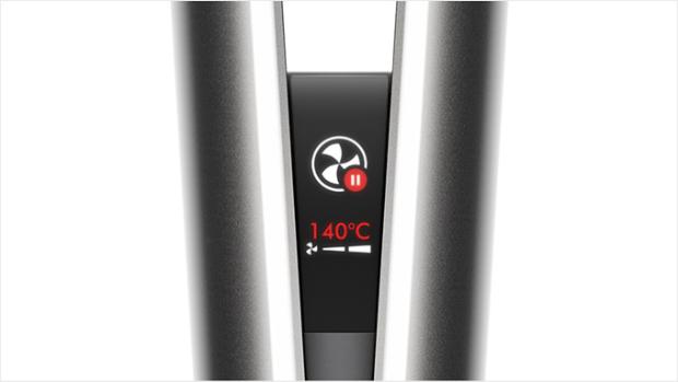 Dyson Airstrait LCD ekrāna tuvskats, kurā redzama automātiskās pauzes animācija.