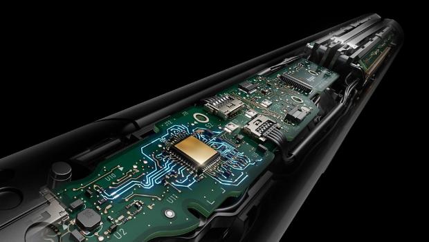 A detailed cutaway view of the inside of the Dyson Airstrait straightener, showing the heating system.