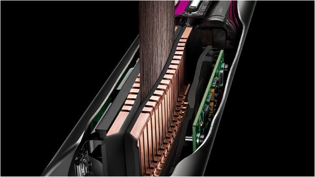 Close-up x-ray shot of the flexing plates shaping to gather hair