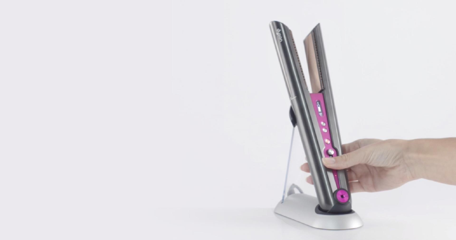 Žehlička na vlasy Dyson Corrale™ – video o tom, jak maximalizovat dobu fungování