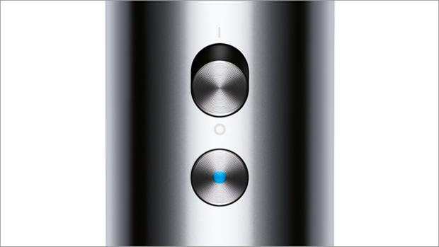 Close-ups of Supersonic's control buttons.