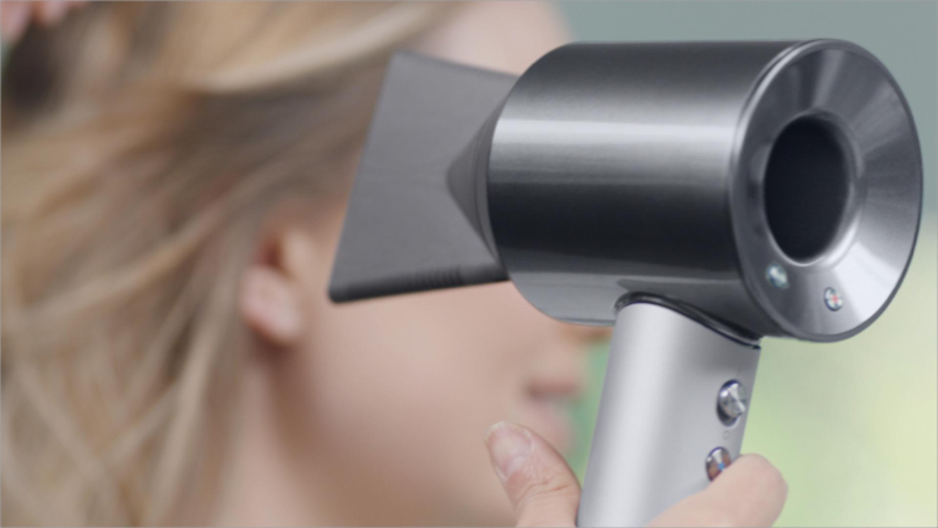 Styling with the Professional concentrator