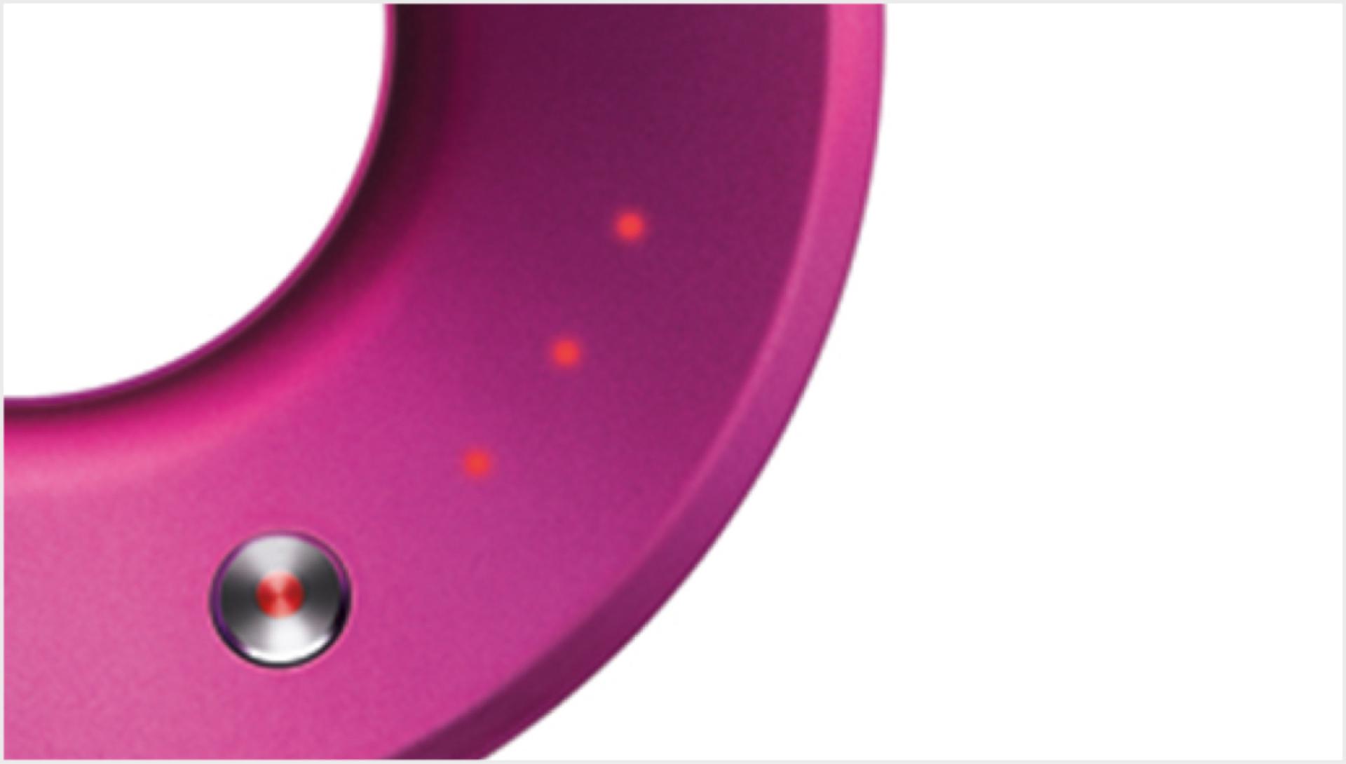 Close-ups of Supersonic's control buttons.