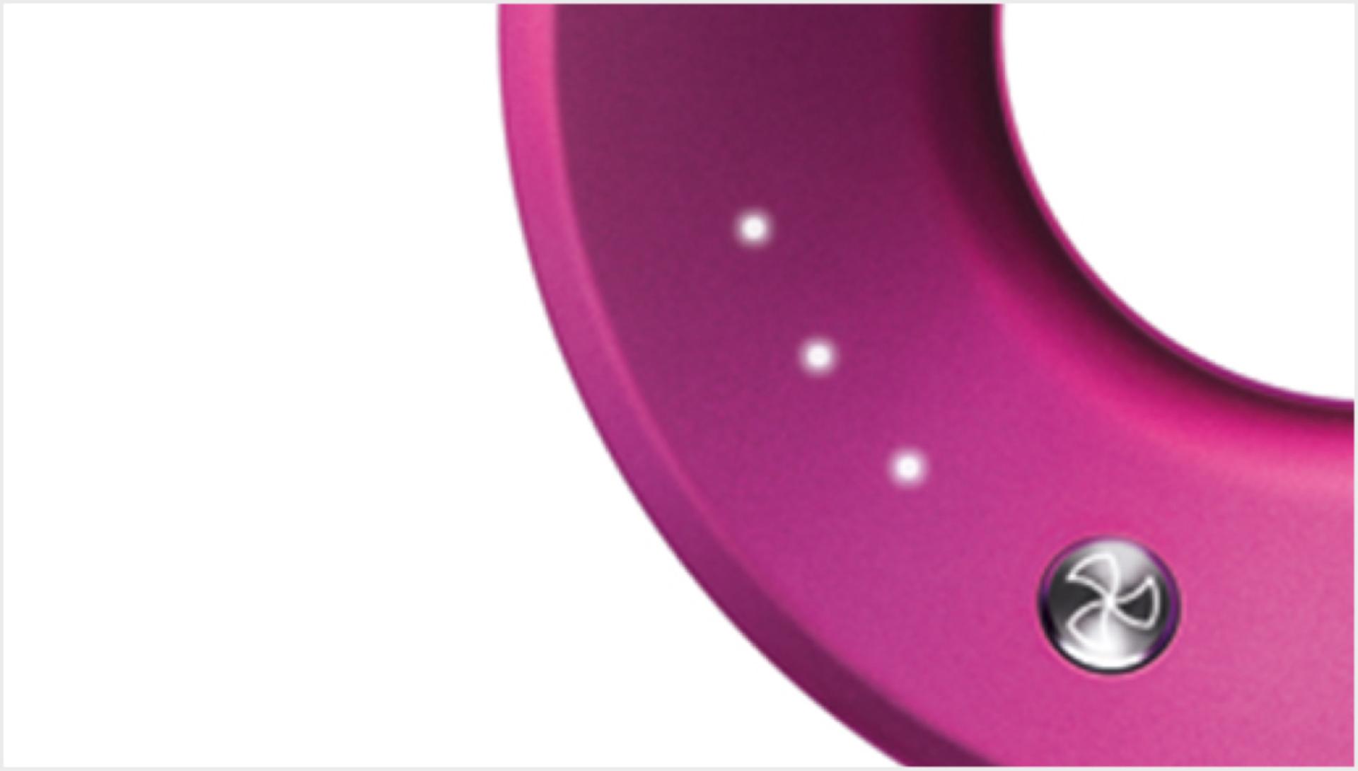 Close-ups of Supersonic's control buttons.