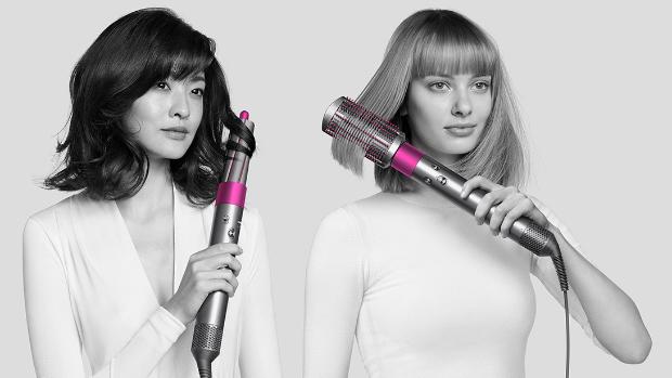 Model using Dyson Airwrap™ styler