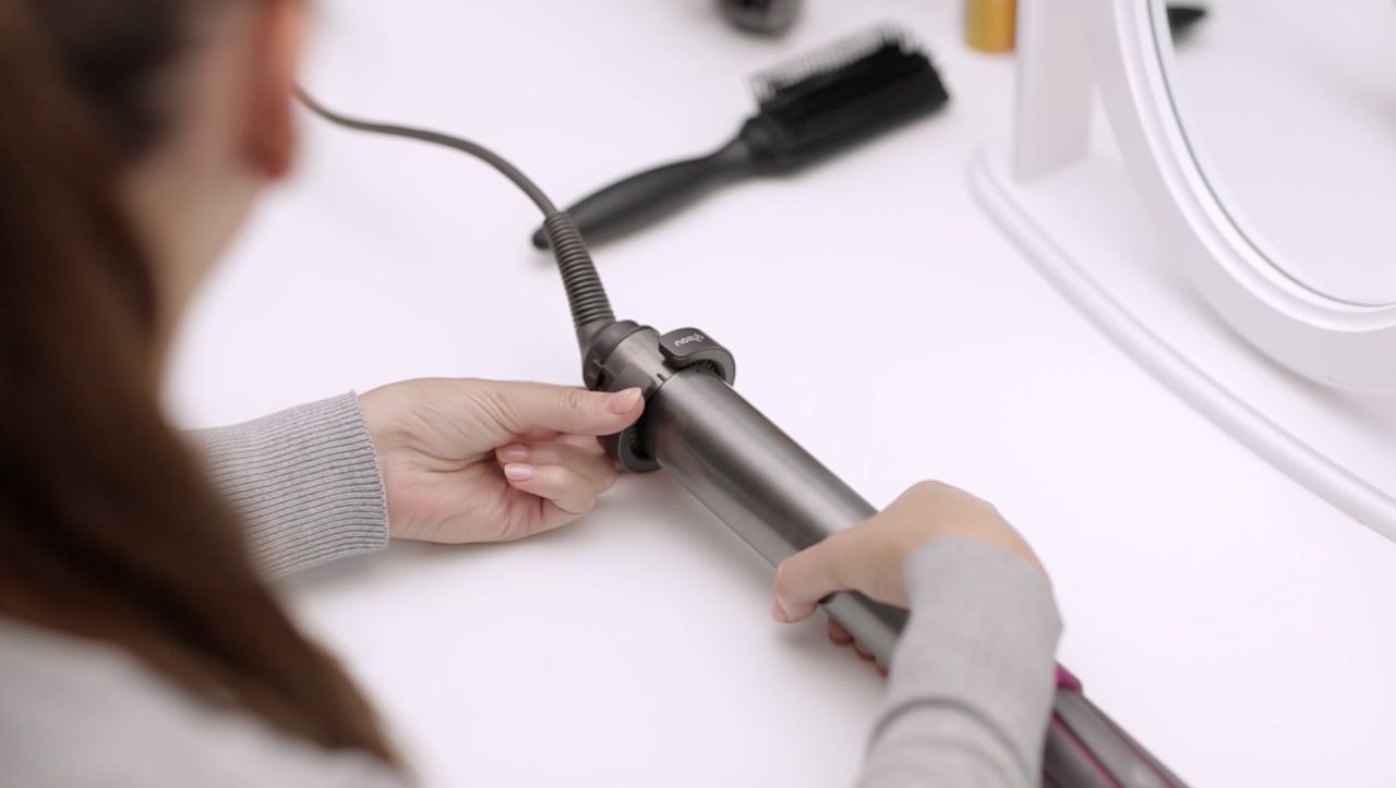 Video dyson sale airwrap