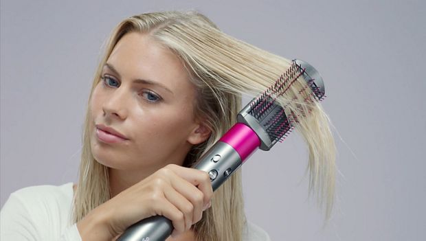 Videoclip demonstrând folosirea periei moi de netezire