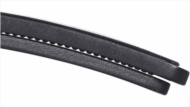 The edge of the Sectioning hair clip.