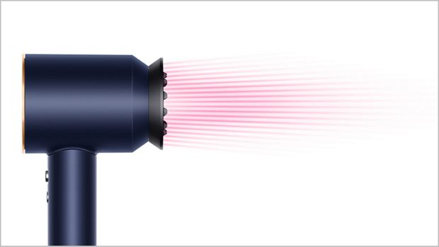 Hình mặt bên của Dyson Supersonic với phụ kiện Đầu gắn làm dịu luồng gió