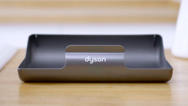 The Dyson Submarine wet roller head’s drip tray.