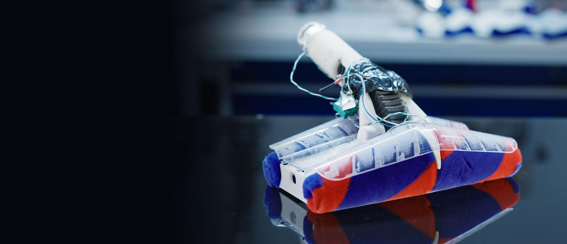 영상 첫 번째 프레임의 Fluffycones™ 헤드 클로즈업