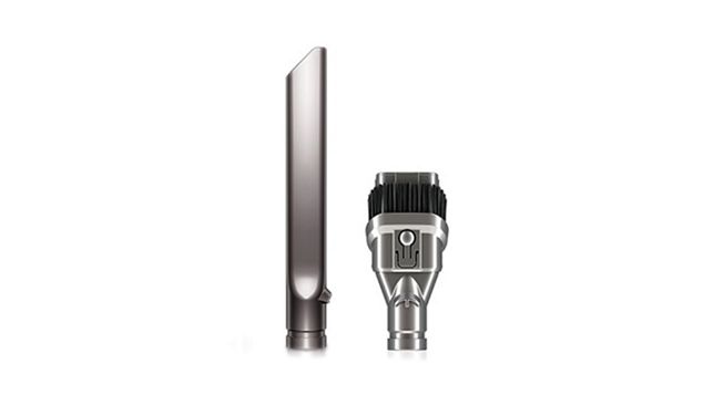 L'immagine mostra un primo piano degli accessori Dyson.