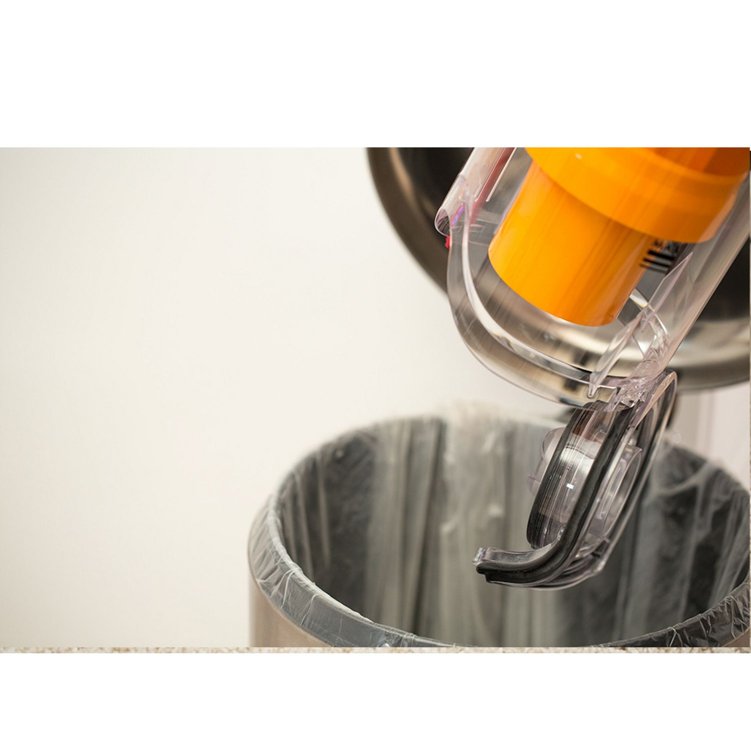 Faire jouer la vidéo. Comment vider le collecteur transparent.