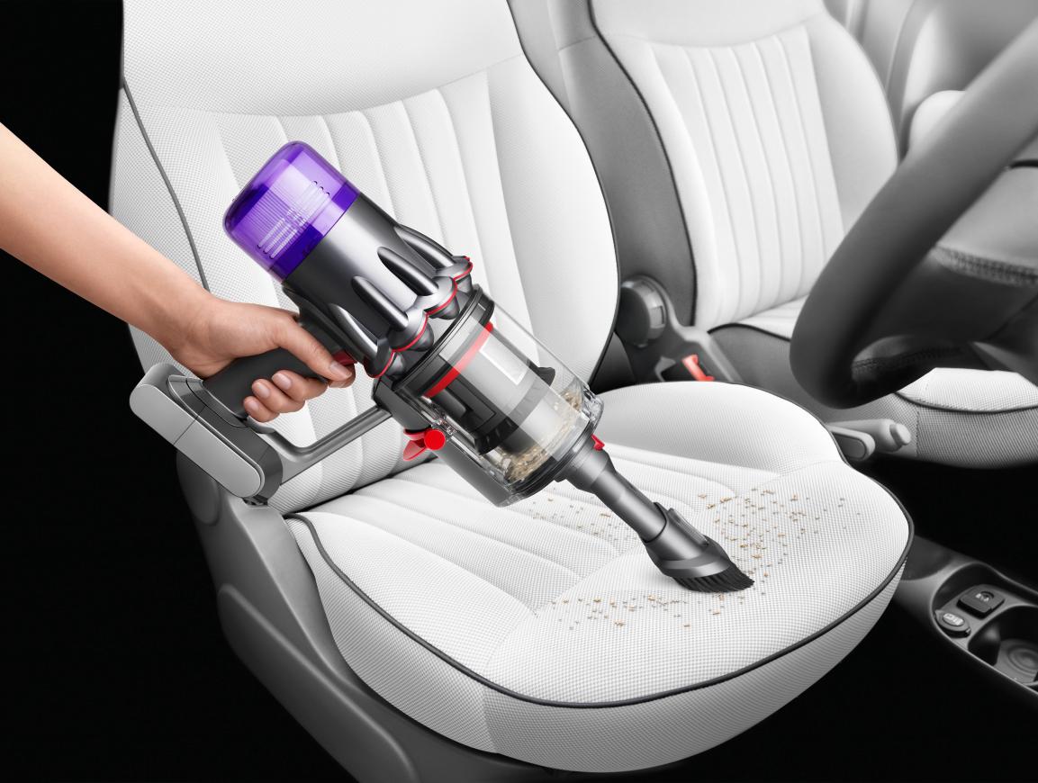 Handheld cleaning in the car