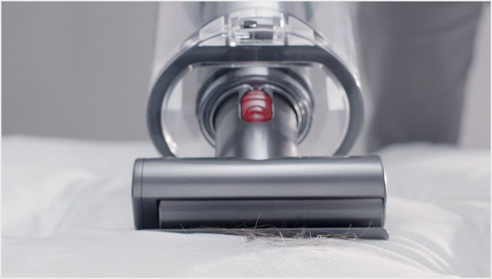 Mini motorised tool in use