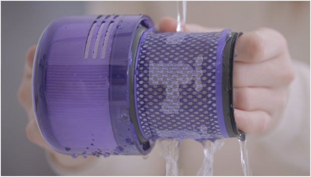 Video despre cum să spălați filtrul Dyson V11™ 