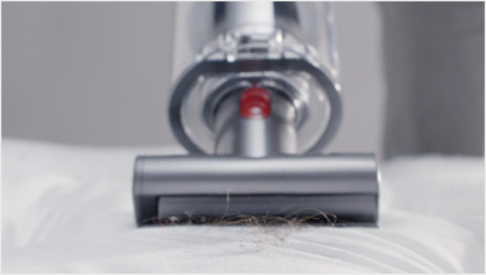 Mini motorised tool in use