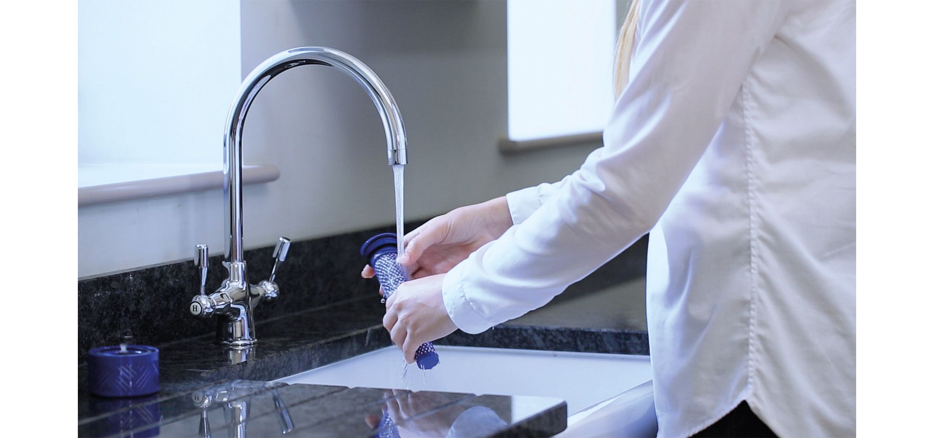 Dyson V8™ Owners Dyson Indonesia