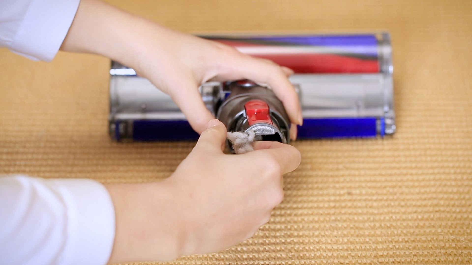 Support and How to Guides for Dyson V8™ Vacuum Dyson Australia