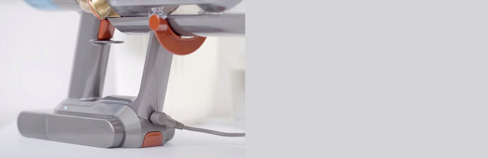 Still from the video on charging the Dyson battery.