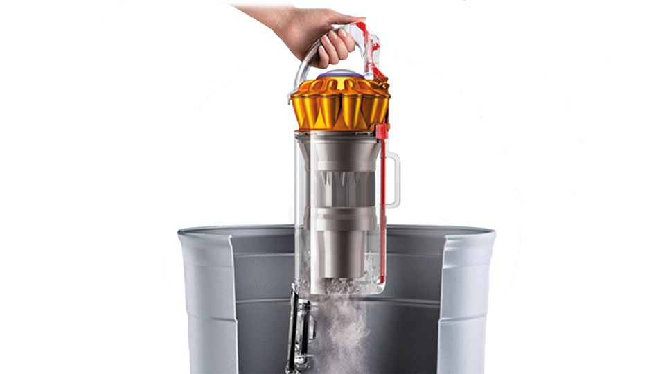 Image advising to keep the bin empty for maximum suction