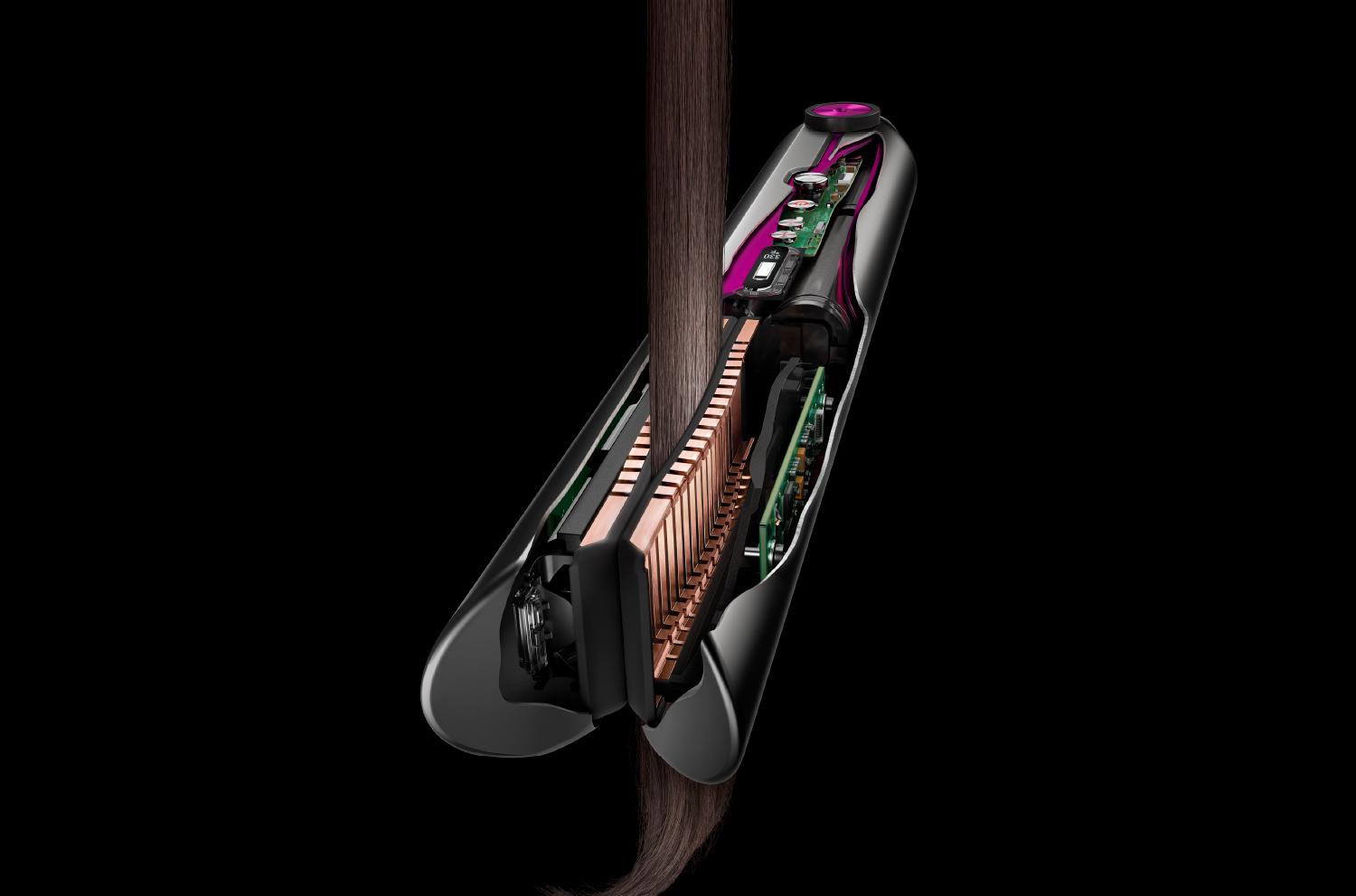 Cutaway view of the straightener gathering hair with flexing plates