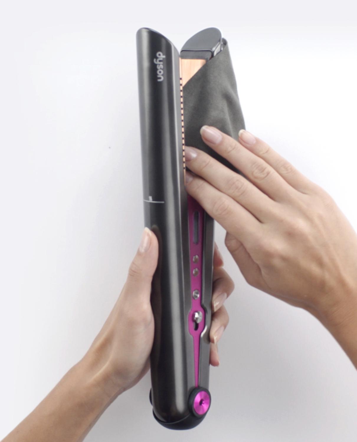 Image from video about cleaning plates