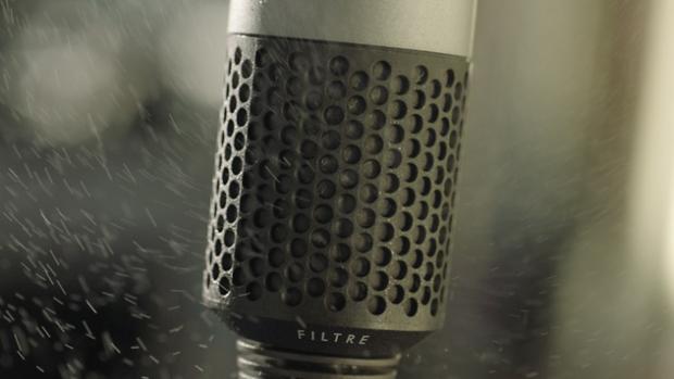 Video showing why it's important to clean the filter.