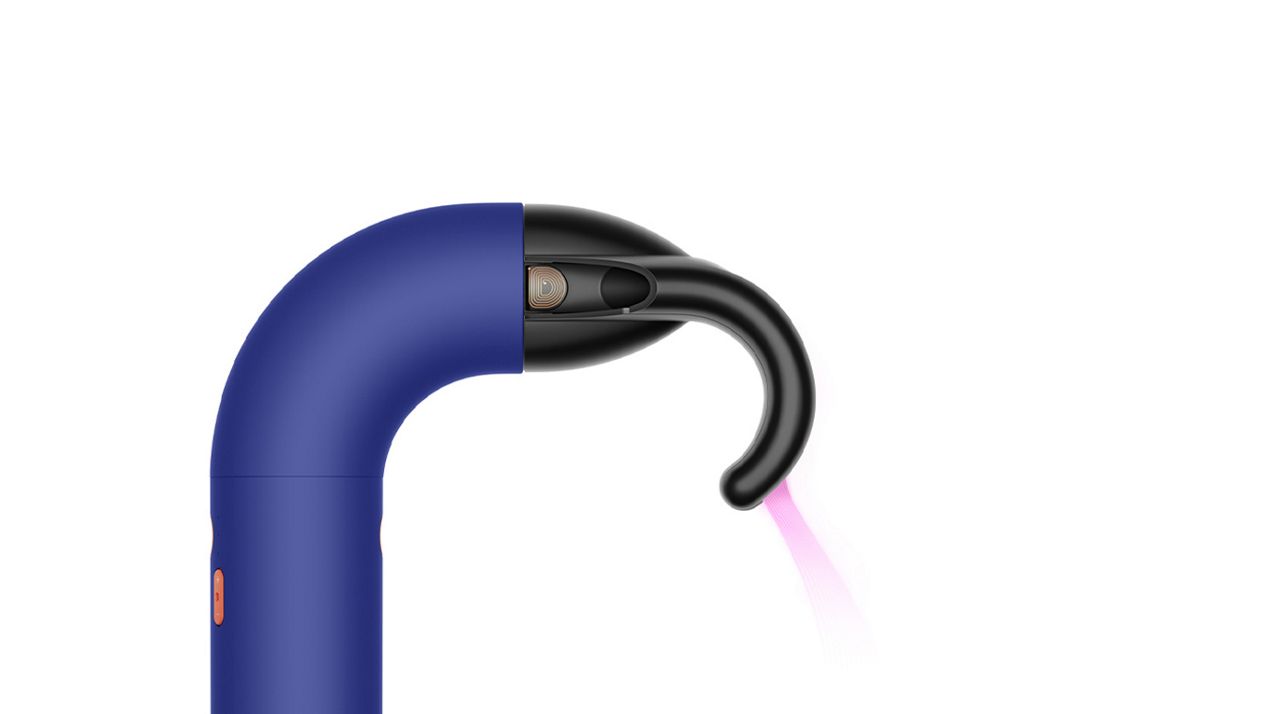 Flyaway attachment projecting airflow.