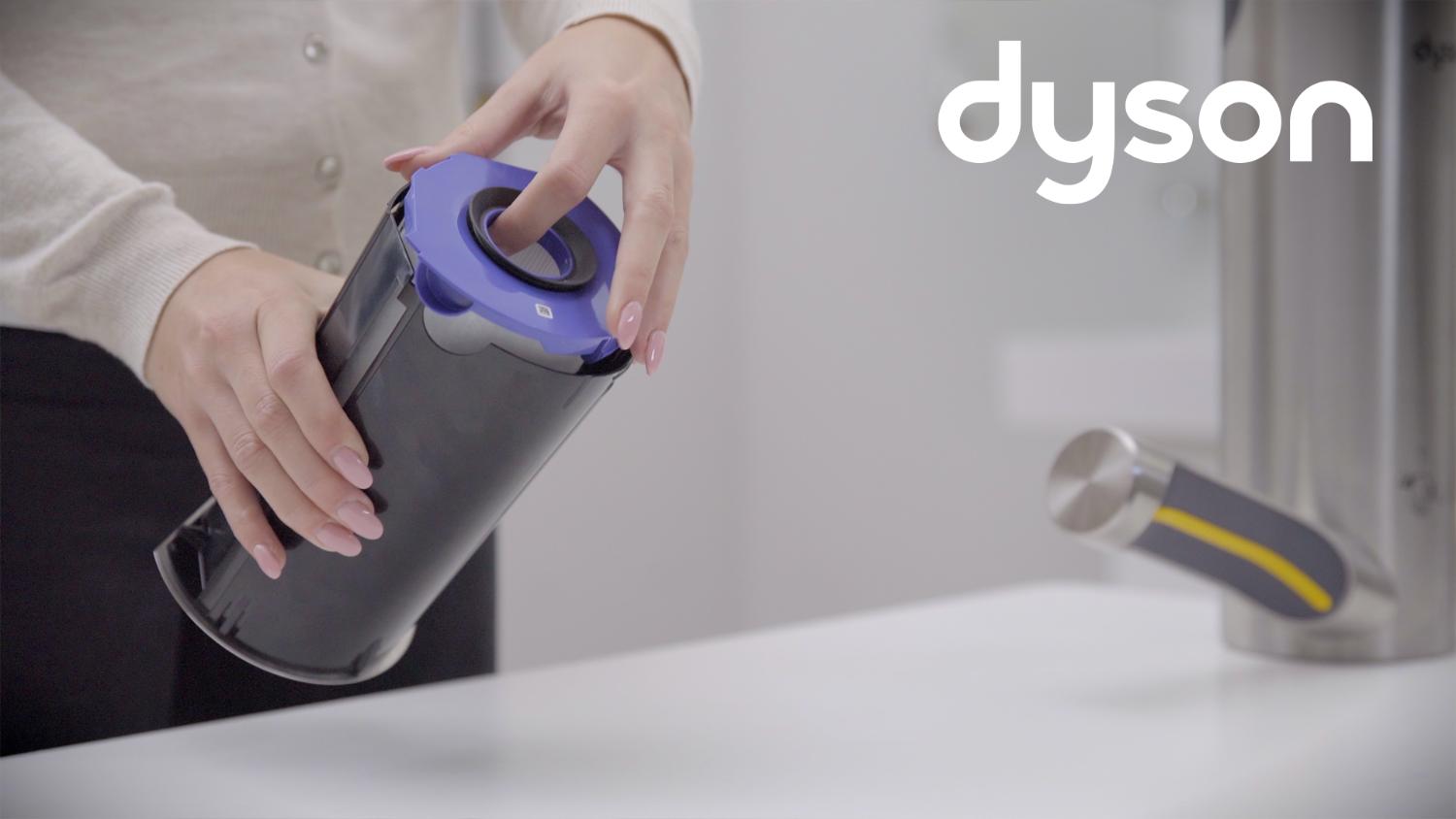 Filter replacement on the Dyson Airblade 9kJ