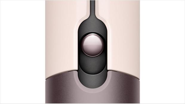 Primer plano de la función de bloqueo Dyson Airstrait.