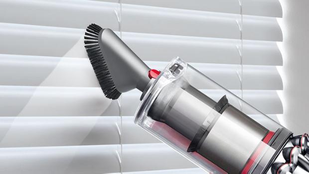 Graphical number 60 and battery icon