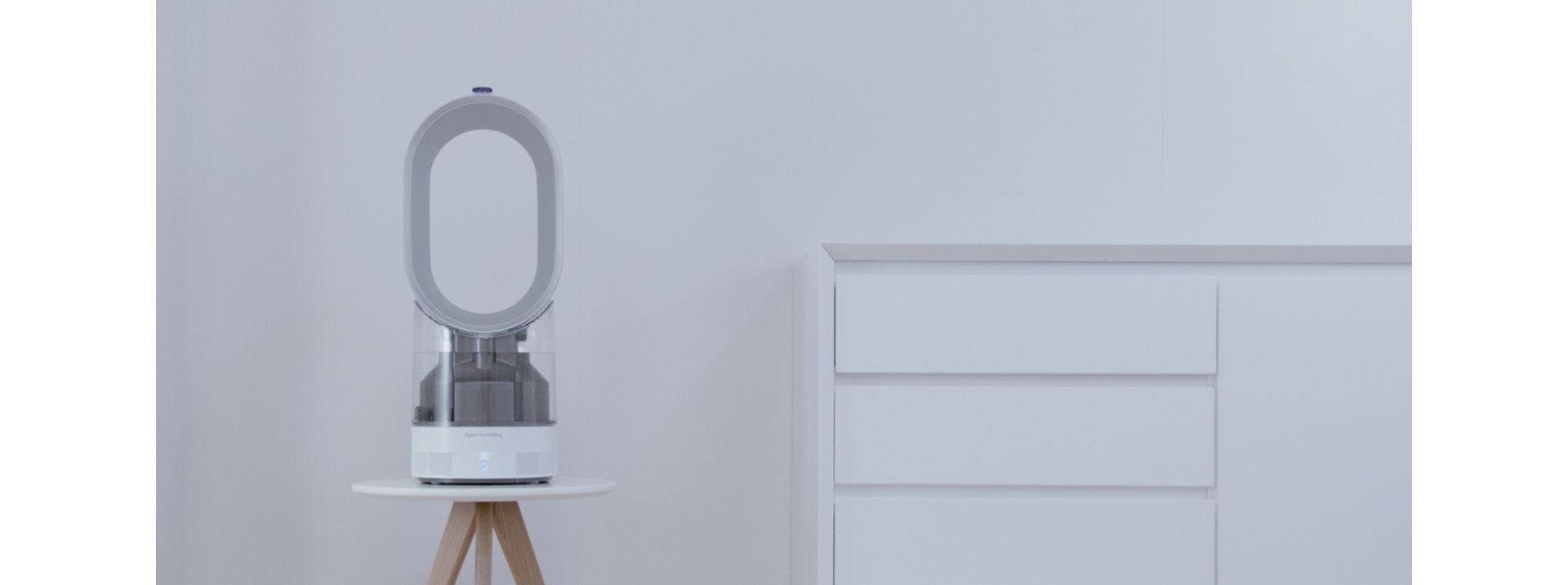 Dyson humidifer on table