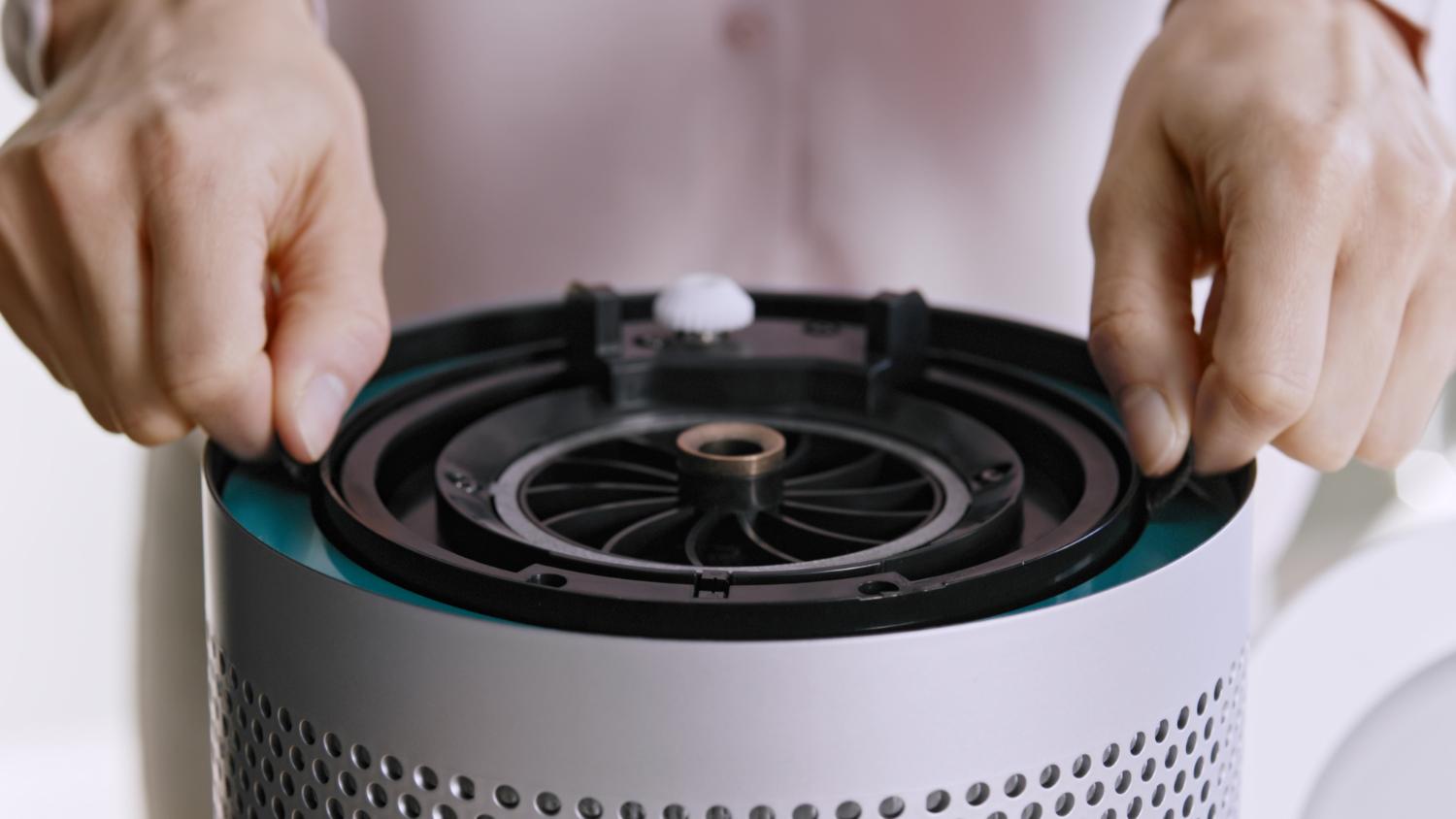 Dyson Pure Cool Me™ filter being changed