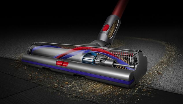 Digital Motorbar™ XL cleaner head cleaning carpet and hard floor