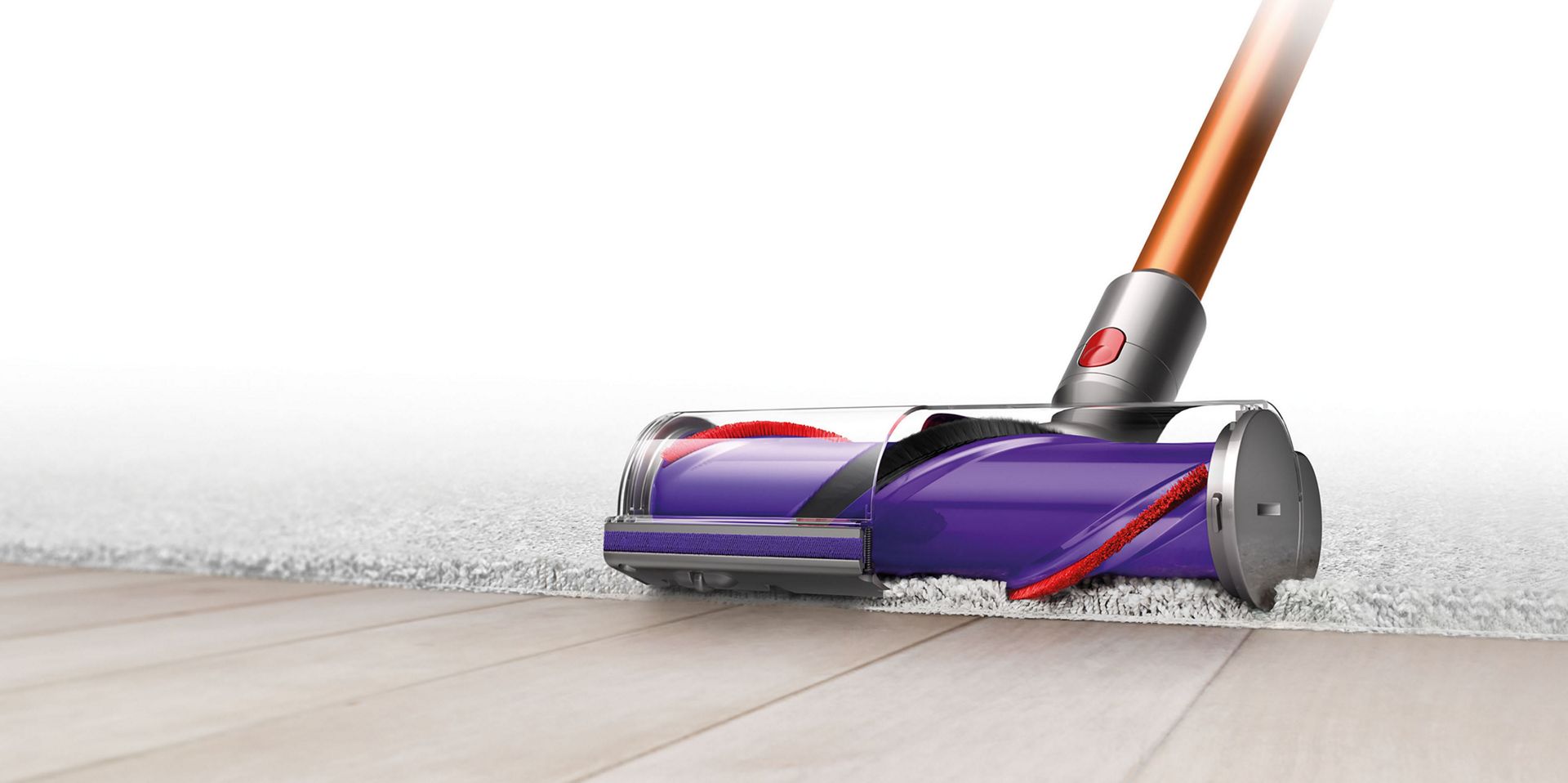 Dyson Cyclone V10 ™ aspira o tapete