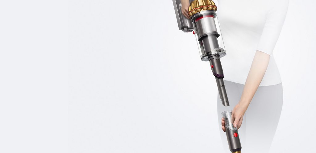 Dyson V15s ready-to-go crevice tool.