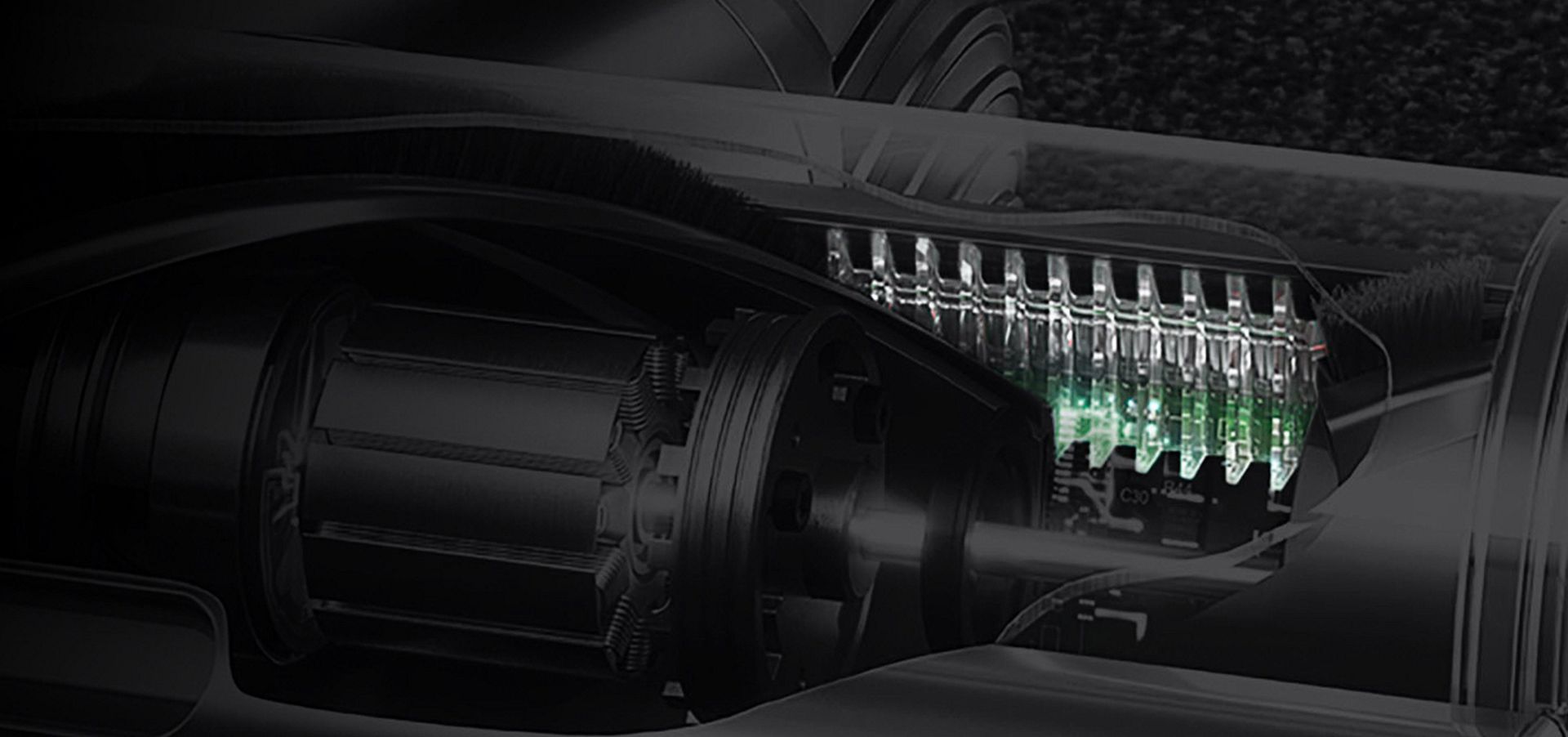 Extreme cutaway closeup of the Digital Motorbar cleaner head comb.