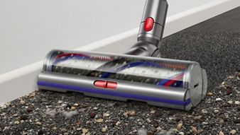 Digital Motorbar cleaner head cleaning a heavily soiled carpet.