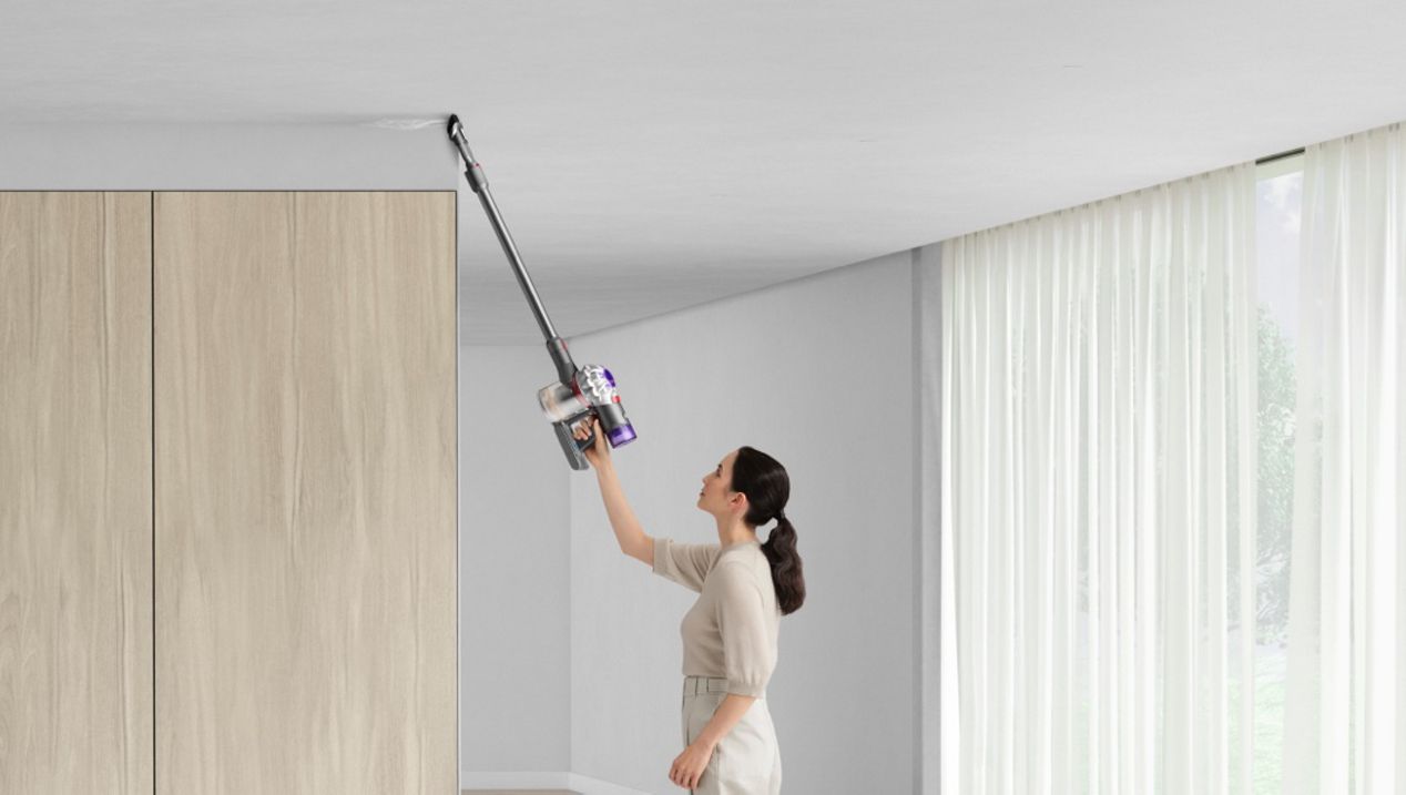 Dyson V8 vacuum cleaning up high