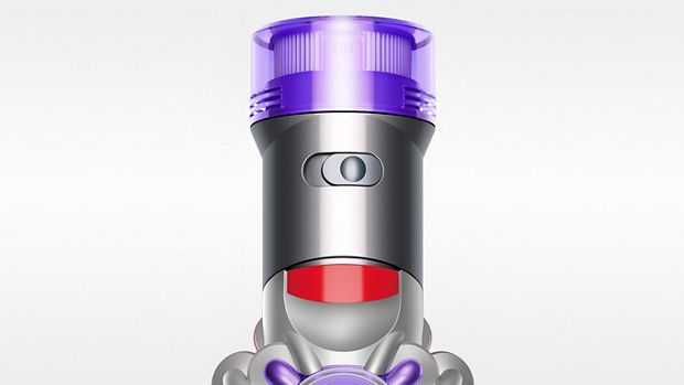 acercamiento al botón modo potente de la aspiradora Dyson V8