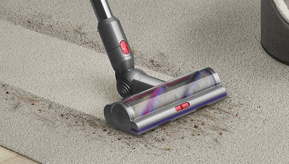 Tozları ve saçları toplayan Yüksek Torklu temizleme başlığı