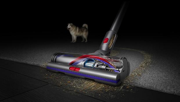 High Torque cleaner head picking up dust