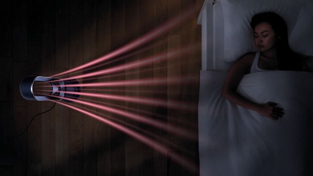 Der Sleep-Timer des Geräts ist eingestellt, während die Eigentümerin schläft.