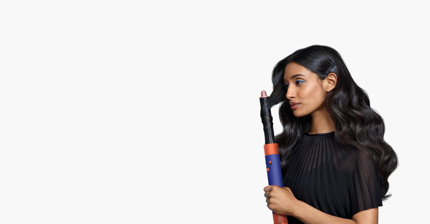 Model using the Airwrap i.d. multi-styler and dryer.